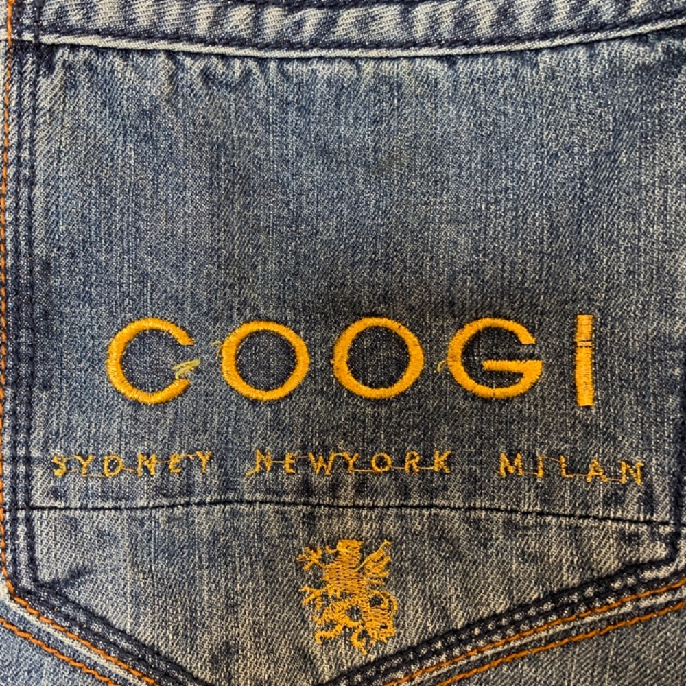 COOGI Jeans Mens Waist 36 Length 16.5 Blue Crest Pocket Hip Hop Y2K - Picture 6 of 15